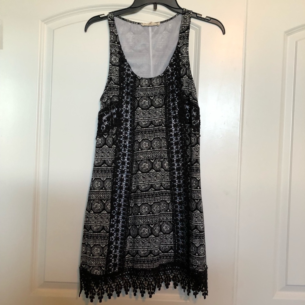 ☀️3/$30☀️ Altar’d State Dress